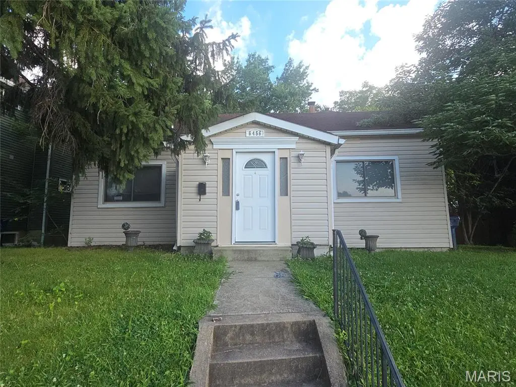 6456 Southwest Avenue, Saint Louis, MO 63139 - #1