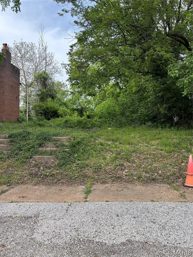 6311 Page Avenue, Wellston, MO 63133 - #1
