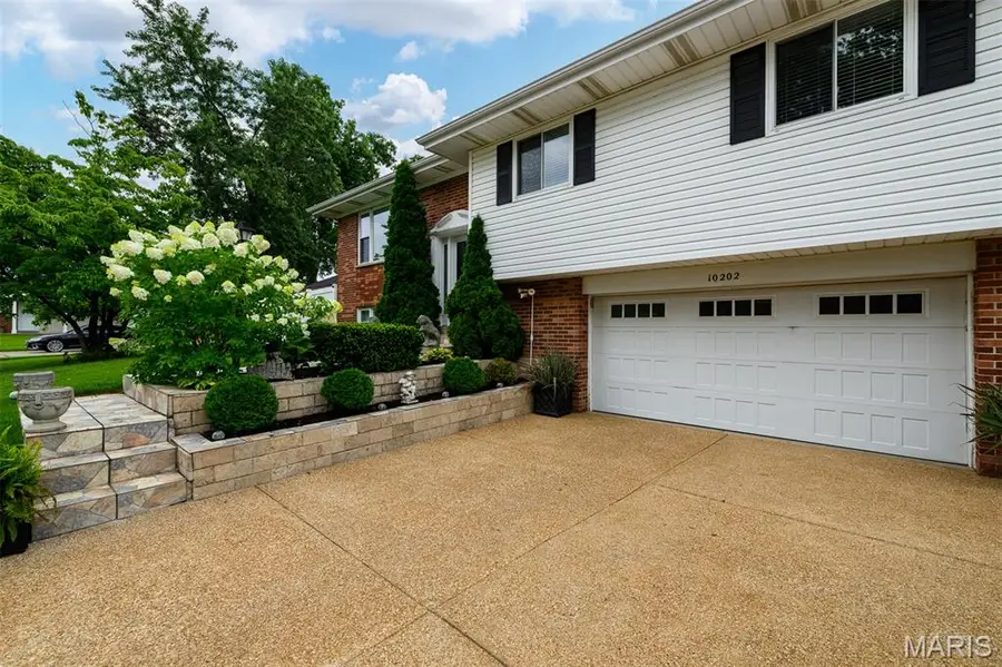 10202 Jubil Drive, Affton, MO 63123 - #3