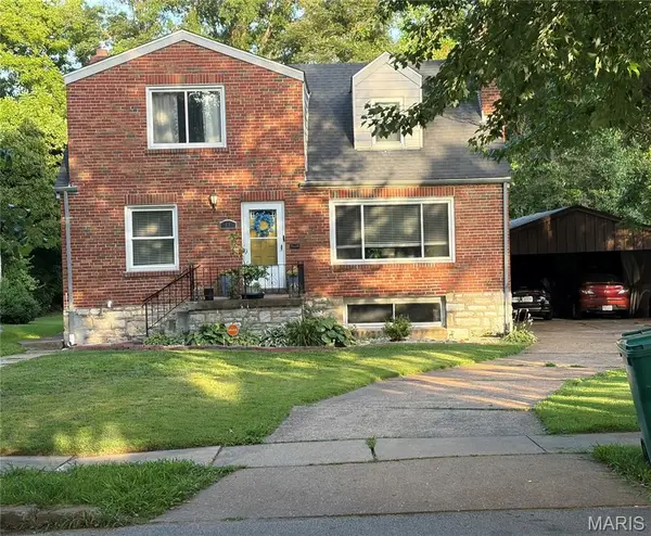 48 Greendale Drive, St Louis, MO 63121