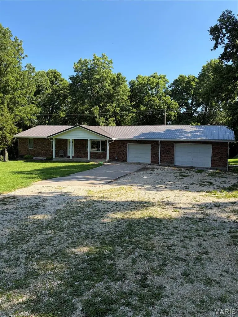 8773 Highway 79, Louisiana, MO 63353 - #1