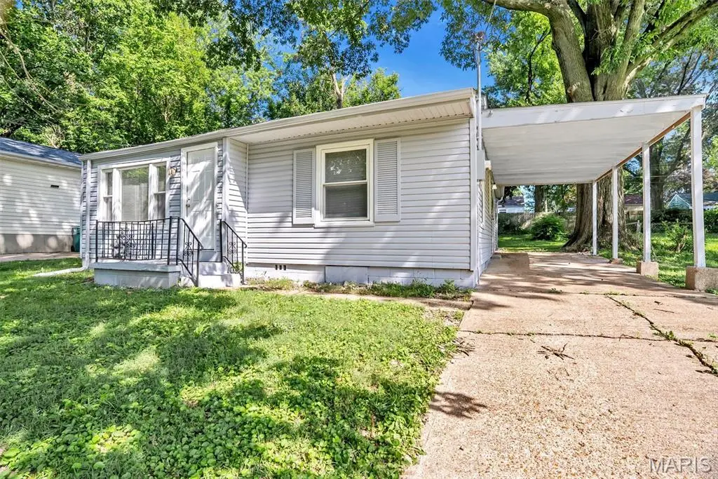 134 Anistasia Drive, Calverton Park, MO 63135 - #1