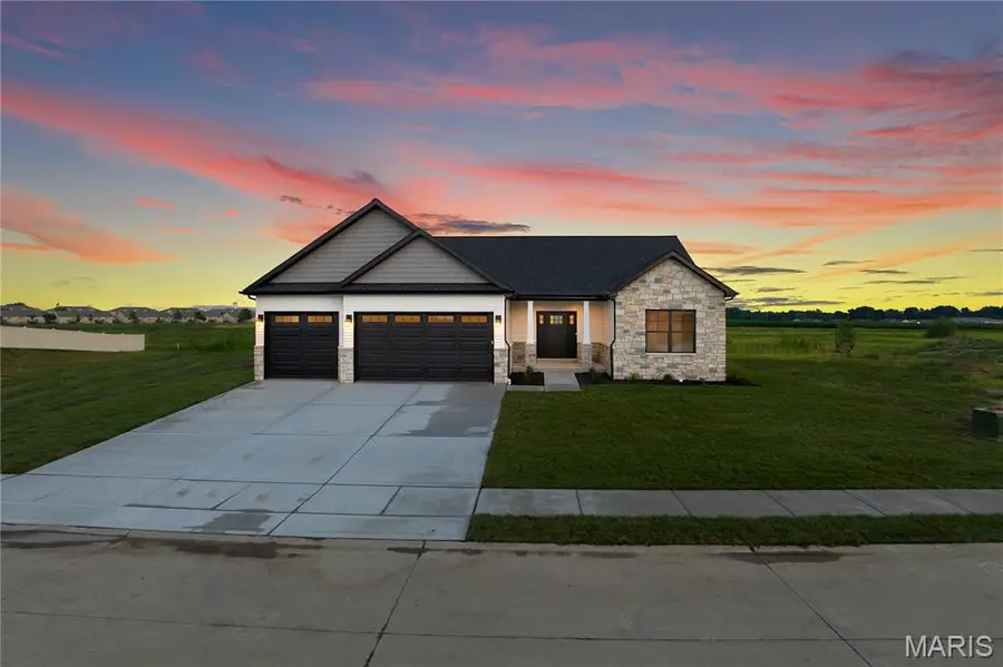 309 Rumsfeld Drive, Troy, IL 62294 - #2