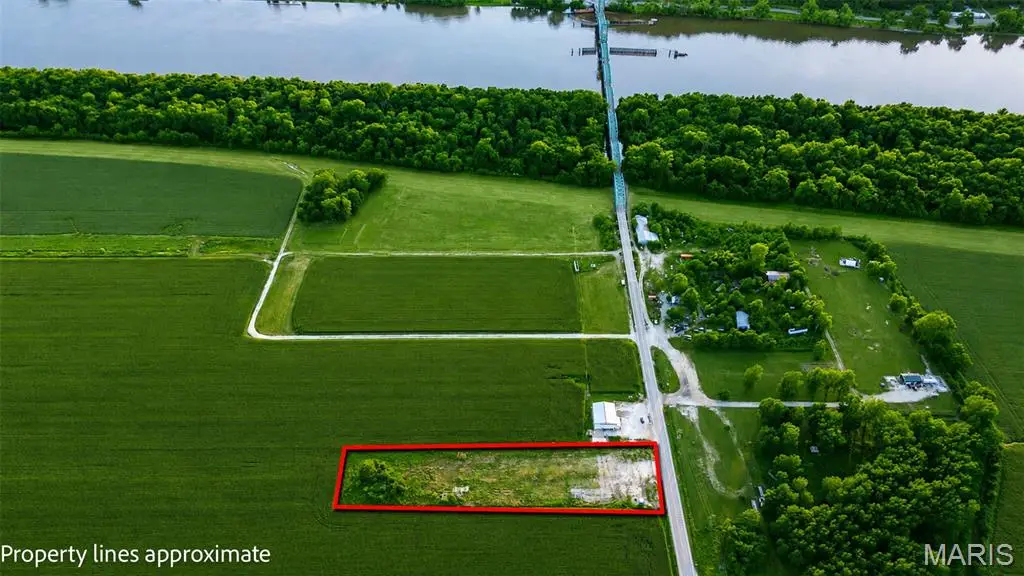 1059 State Route 16, Eldred, IL 62027 - #1