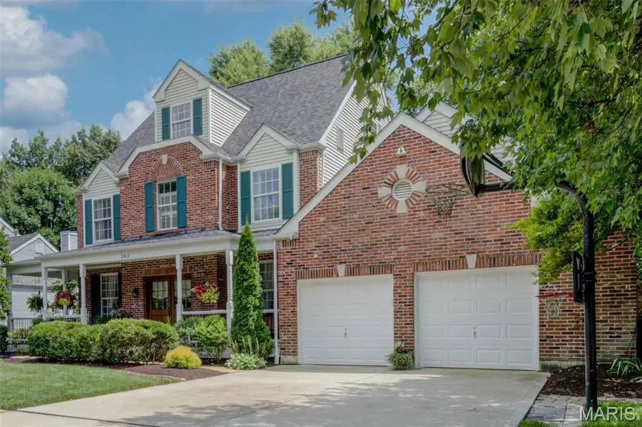 282 Dickens Farm Lane, Ballwin, MO 63021 - #3