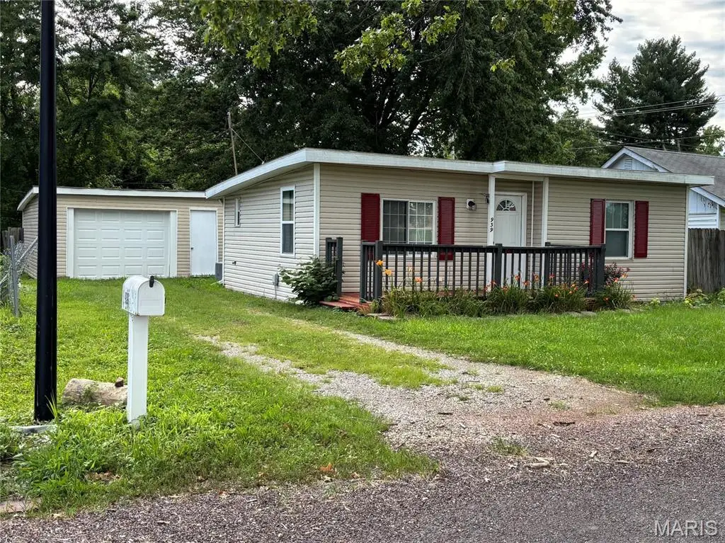939 Green Mount Lane, Belleville, IL 62220 - #1