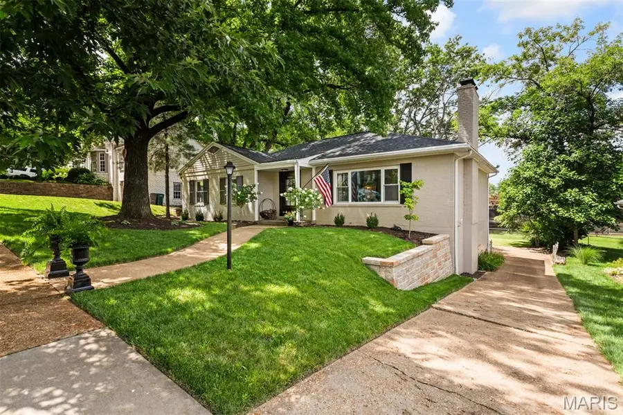 1435 Andrew Drive, Warson Woods, MO 63122 - #2