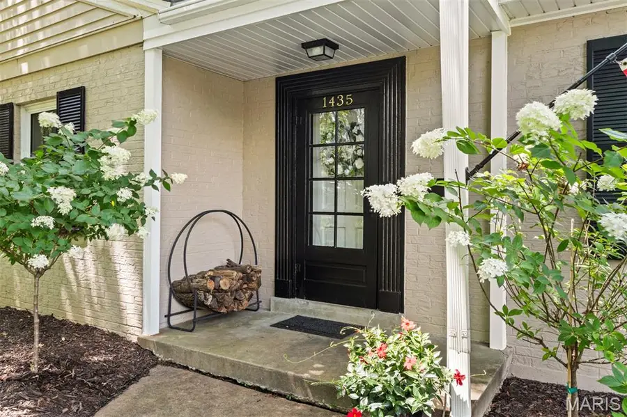 1435 Andrew Drive, Warson Woods, MO 63122 - #3