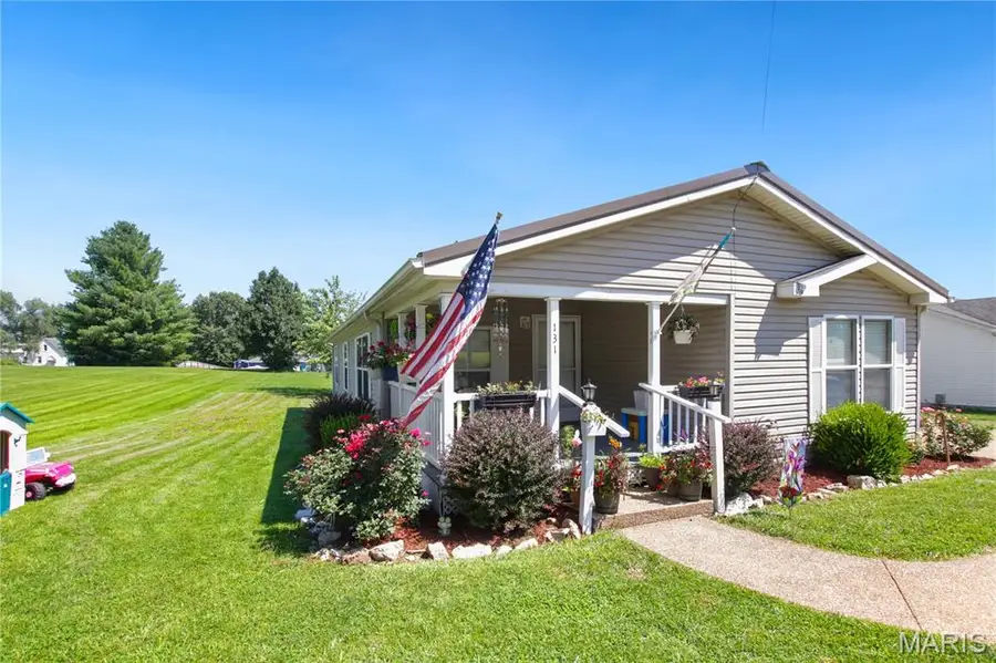 131 E Springfield Avenue, Gerald, MO 63037 - #2