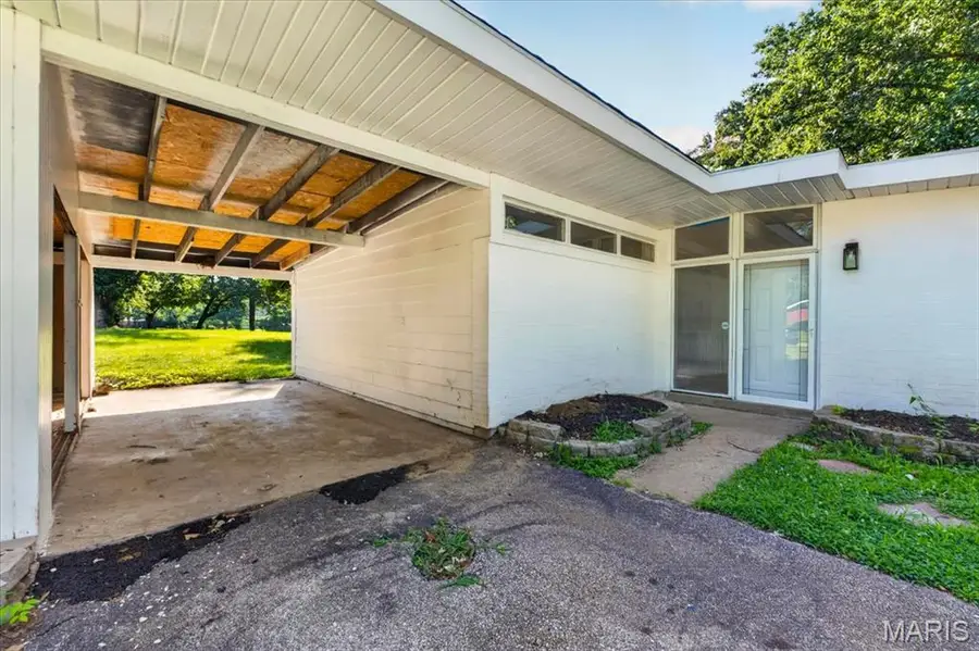 8300 Pepperidge Drive, Berkeley, MO 63134 - #3