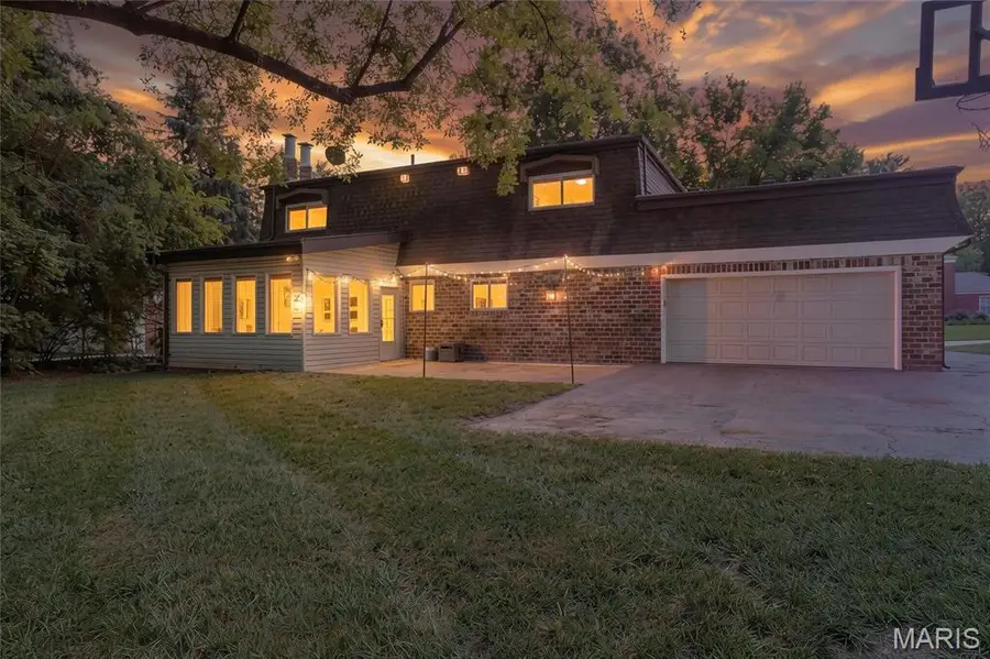 70 Glen Cove Drive, Chesterfield, MO 63017 - #2