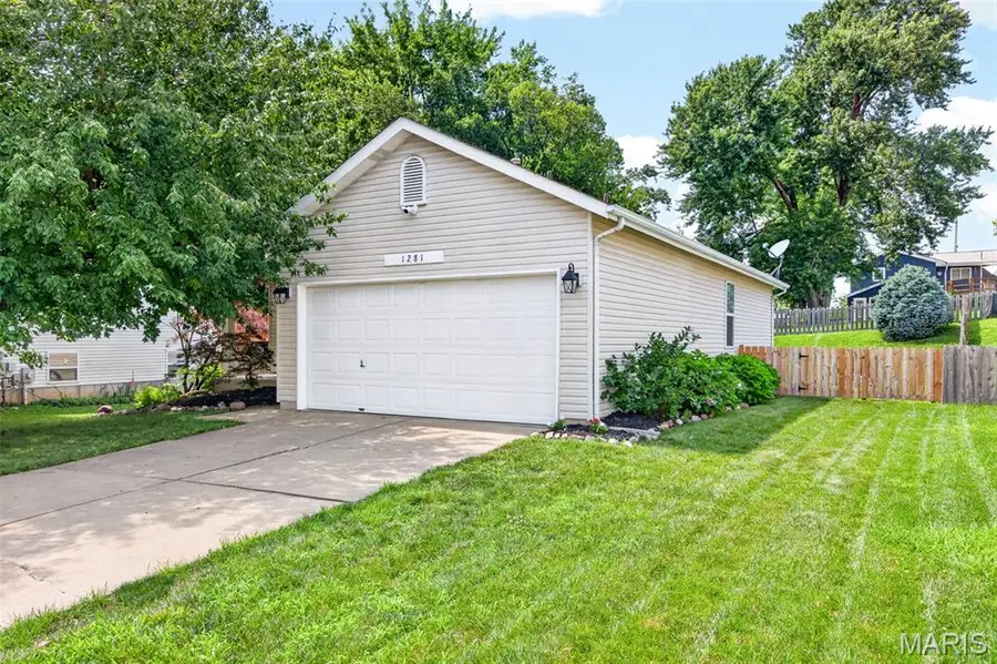 1281 Harvest Ridge Drive, Saint Charles, MO 63303 - #2