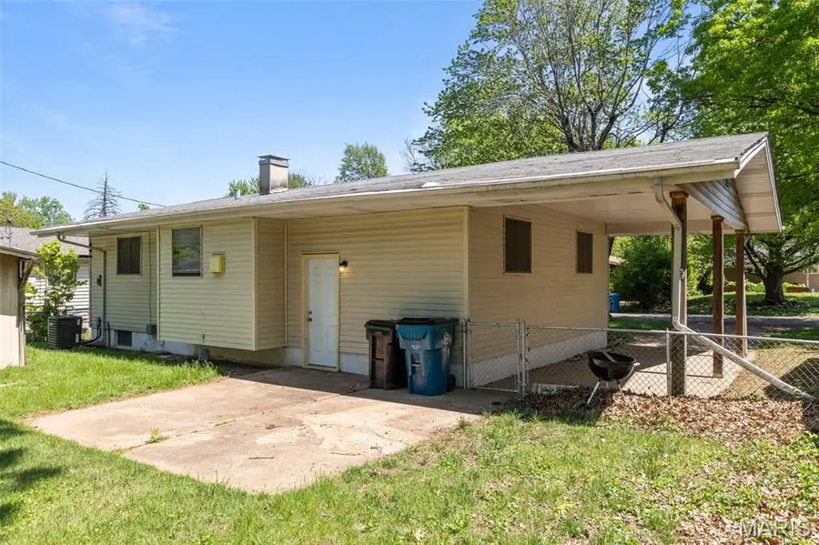 10419 Melvich Drive, Saint Louis, MO 63137 - #3