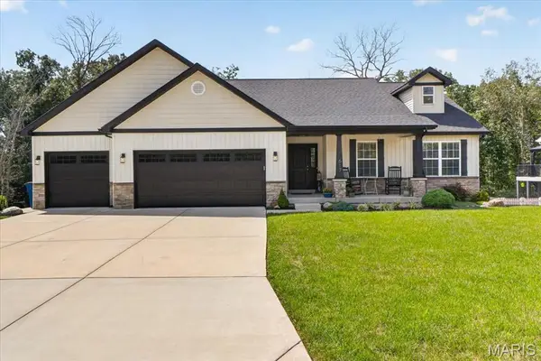 617 Autumn Crest Drive, Troy, MO 63379