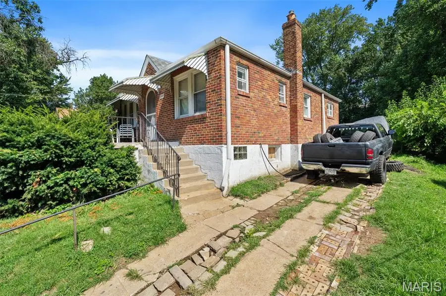 7707 Murdoch Avenue, Saint Louis, MO 63119 - #3
