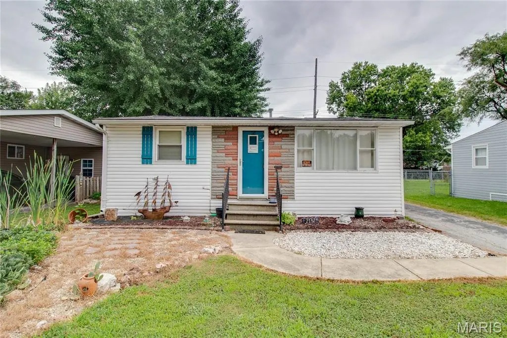 2132 Miracle Avenue, Granite City, IL 62040 - #1