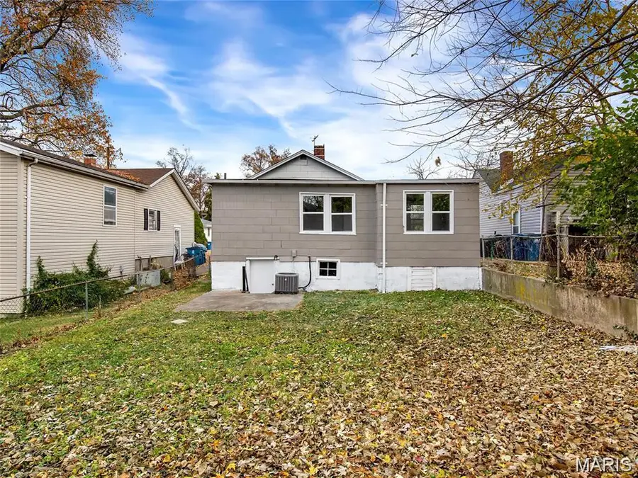 629 Decatur Street, Saint Charles, MO 63301 - #2