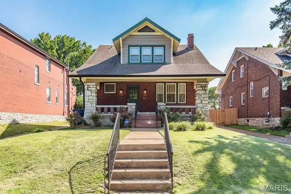 3666 Loughborough Avenue, St Louis, MO 63116