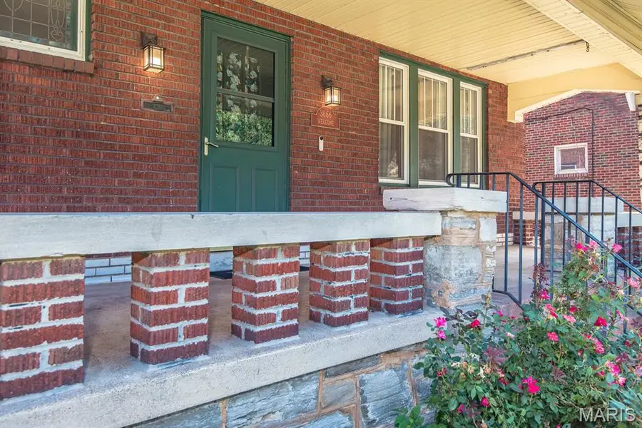 3666 Loughborough Avenue, Saint Louis, MO 63116 - #3