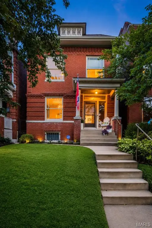 4142 Cleveland Avenue, St Louis, MO 63110