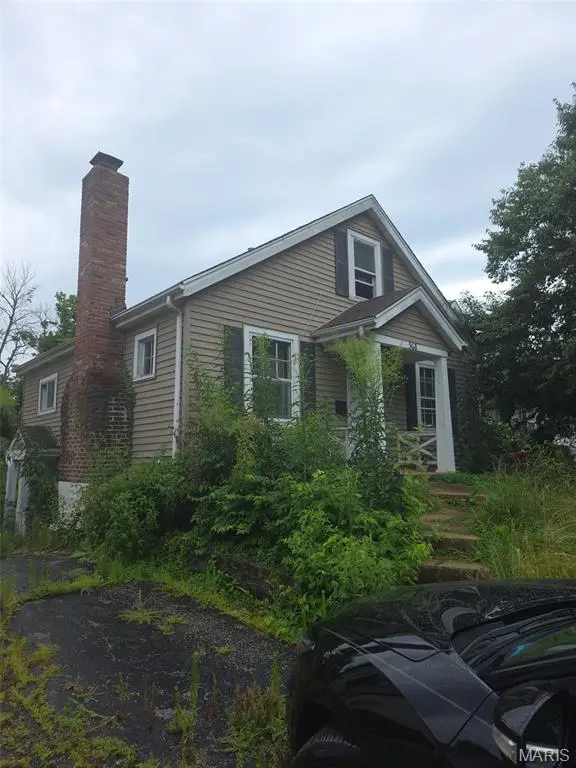 568 Andrews Avenue, Kirkwood, MO 63122