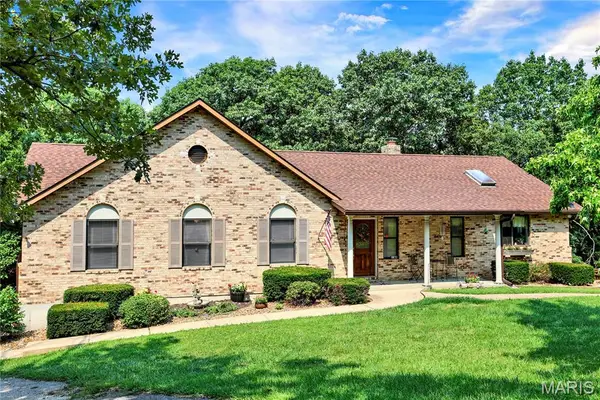 5965 Evergreen Lane, Villa Ridge, MO 63089