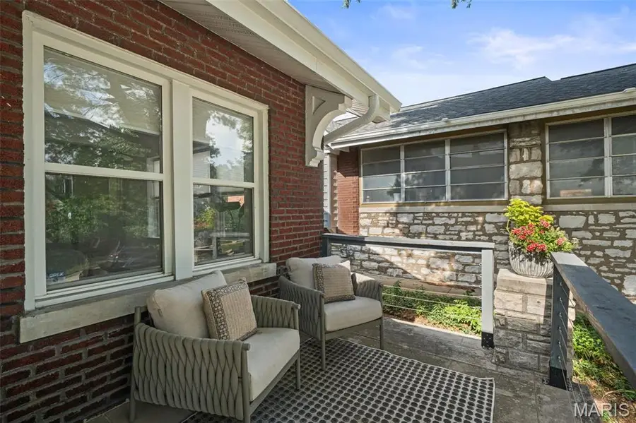 4944 Itaska Street, Saint Louis, MO 63109 - #3