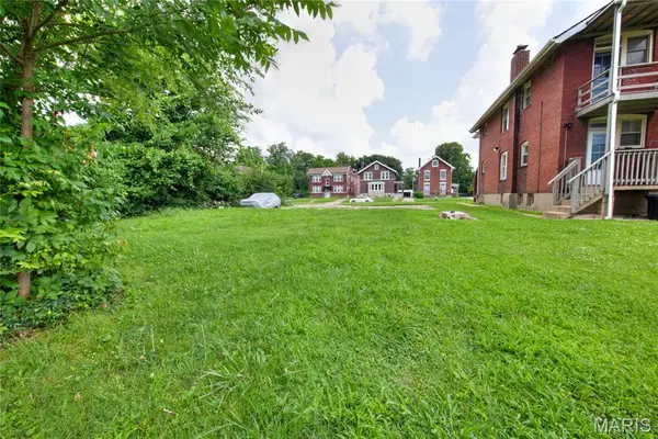 5972 Enright Avenue, St Louis, MO 63112