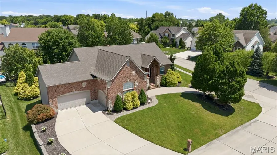 302 Crystal Brook Court, Lake Saint Louis, MO 63367 - #3