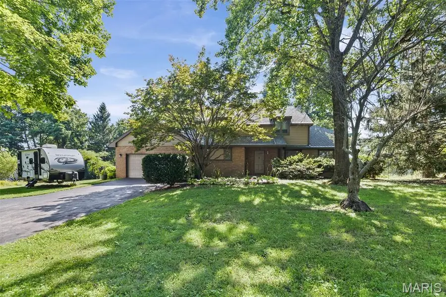 8 Harmin Lane, Collinsville, IL 62234 - #2