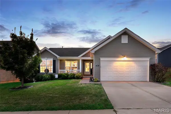 804 Hazy Hills Drive, Lake St Louis, MO 63367