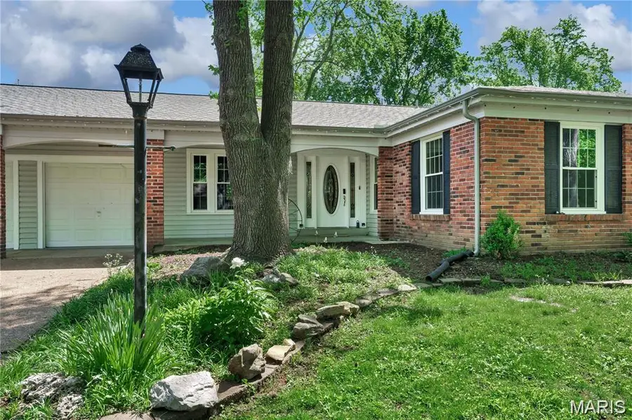 1944 Pepperrell Drive, Saint Louis, MO 63146 - #3