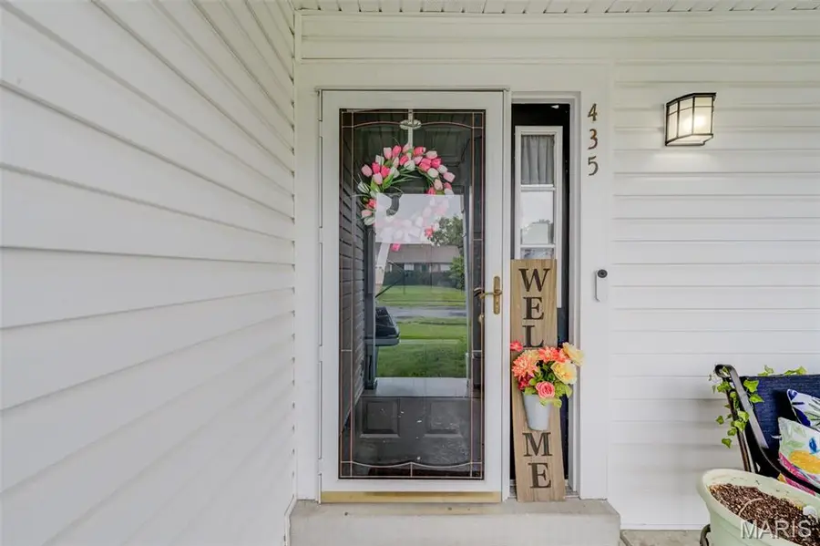 435 Slusser Lane, Florissant, MO 63031 - #2