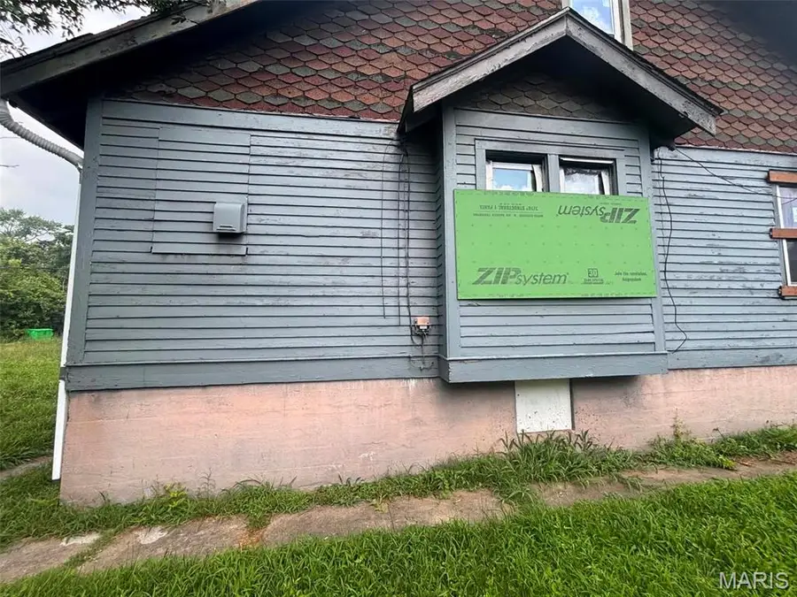 5936 Garesche Avenue, Saint Louis, MO 63136 - #3