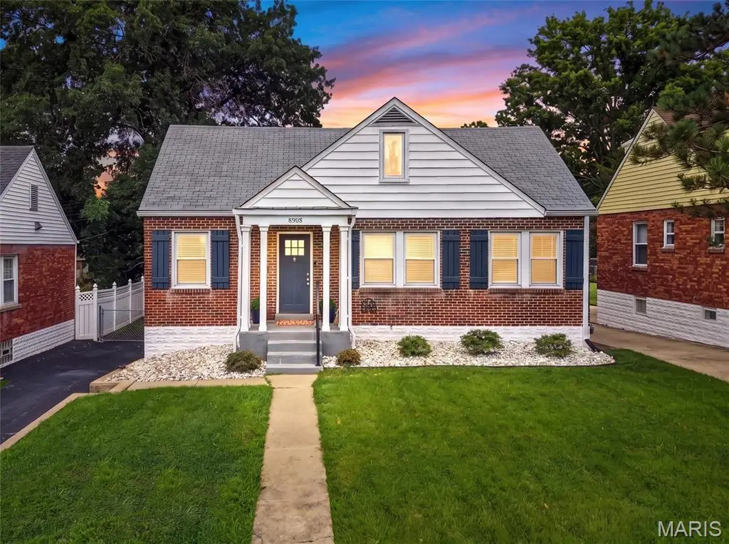 8905 Oneida, Saint Louis, MO 63114 - #1