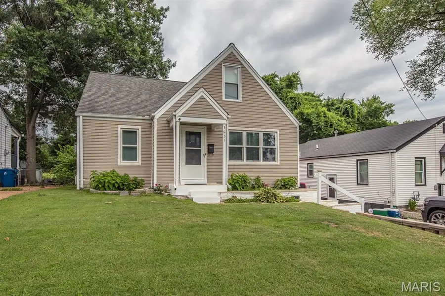 3651 Hilleman Avenue, Saint John, MO 63114 - #2