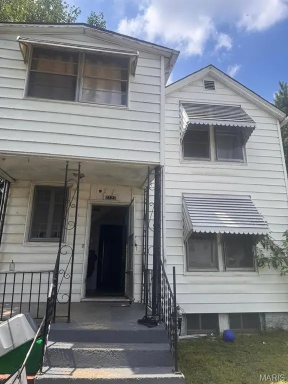 7127 Virginia Avenue, Saint Louis, MO 63111 - #2