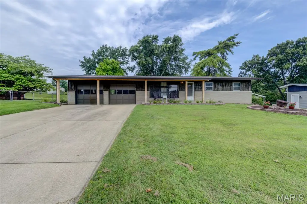 96 Susan Drive, Saint Charles, MO 63301 - #1