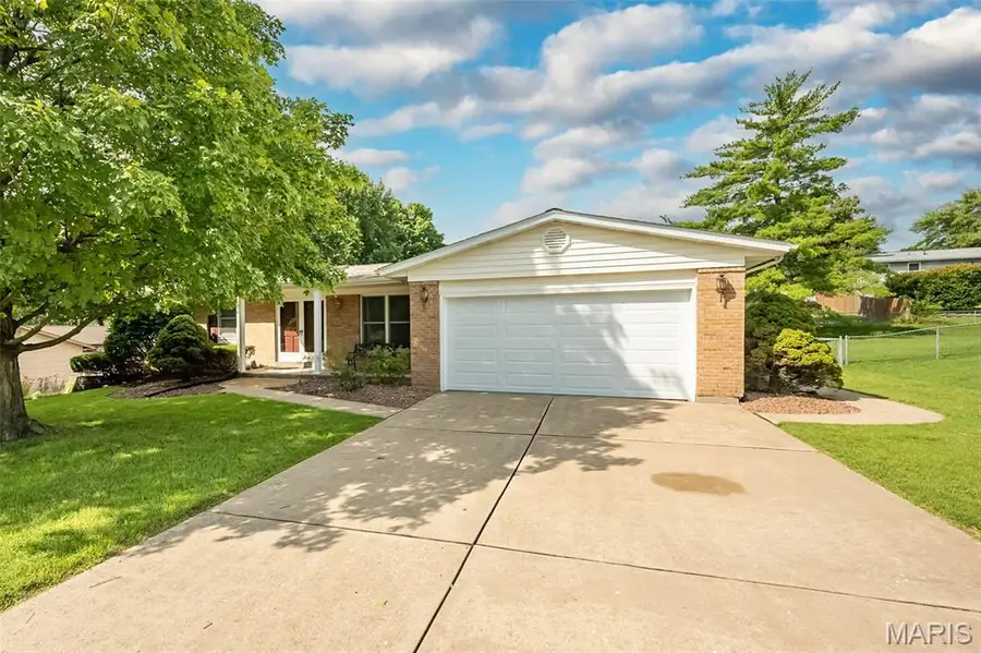 3117 Sussex Drive, Saint Charles, MO 63301 - #2