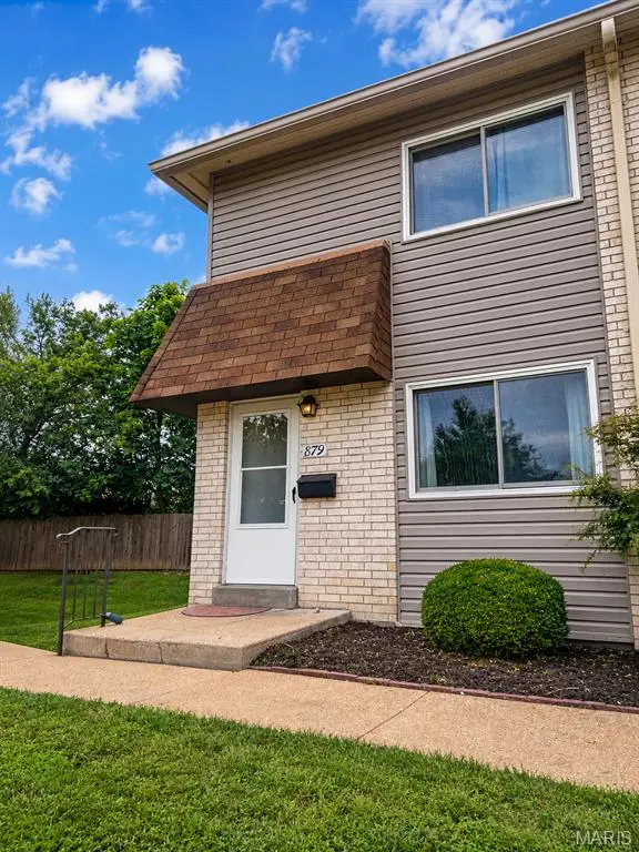 879 Portsdown Road, Ballwin, MO 63011