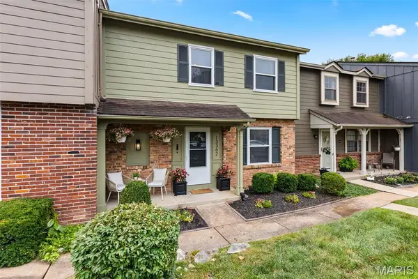 13362 Hiddencrest Lane, Ballwin, MO 63021
