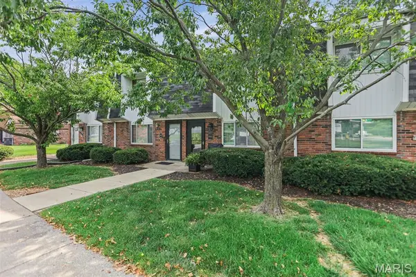 5001 Little Creek Lane #C, Godfrey, IL 62035