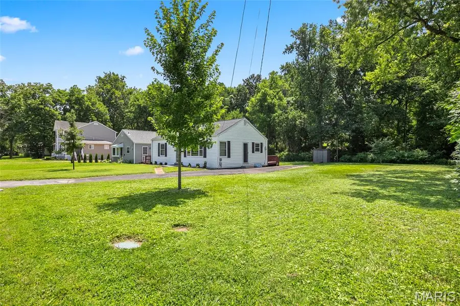 446 W Kirkham Avenue, Webster Groves, MO 63119 - #3