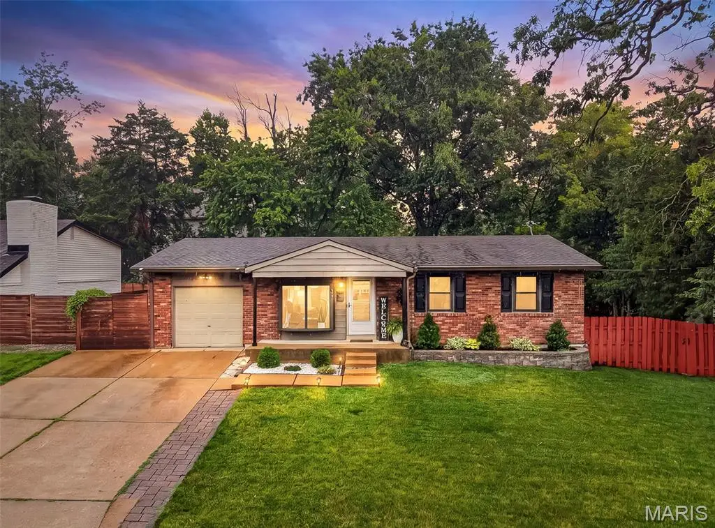 347 Lillian Avenue, Saint Louis, MO 63122 - #1