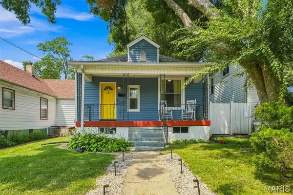 6807 Dale Avenue, St Louis, MO 63139