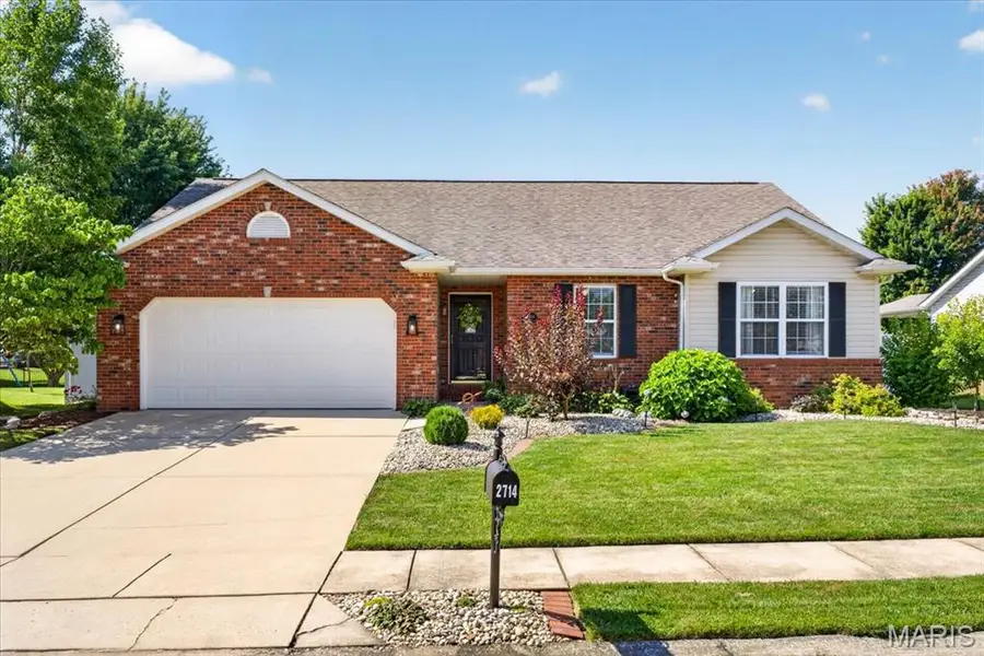 2714 Falcon Crest Drive, Edwardsville, IL 62025 - #2