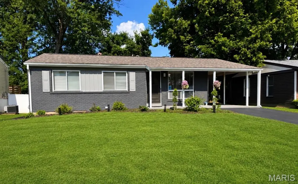2865 Cherry Point Lane, Maryland Heights, MO 63043 - #1