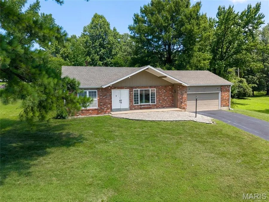 10500 Green Slope Drive, Saint Louis, MO 63136 - #2