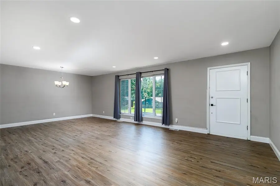 10500 Green Slope Drive, Saint Louis, MO 63136 - #3