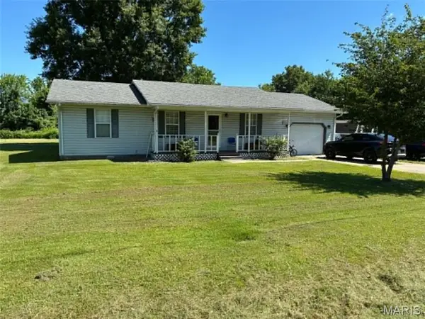 1000 Susan Street, Dexter, MO 63841